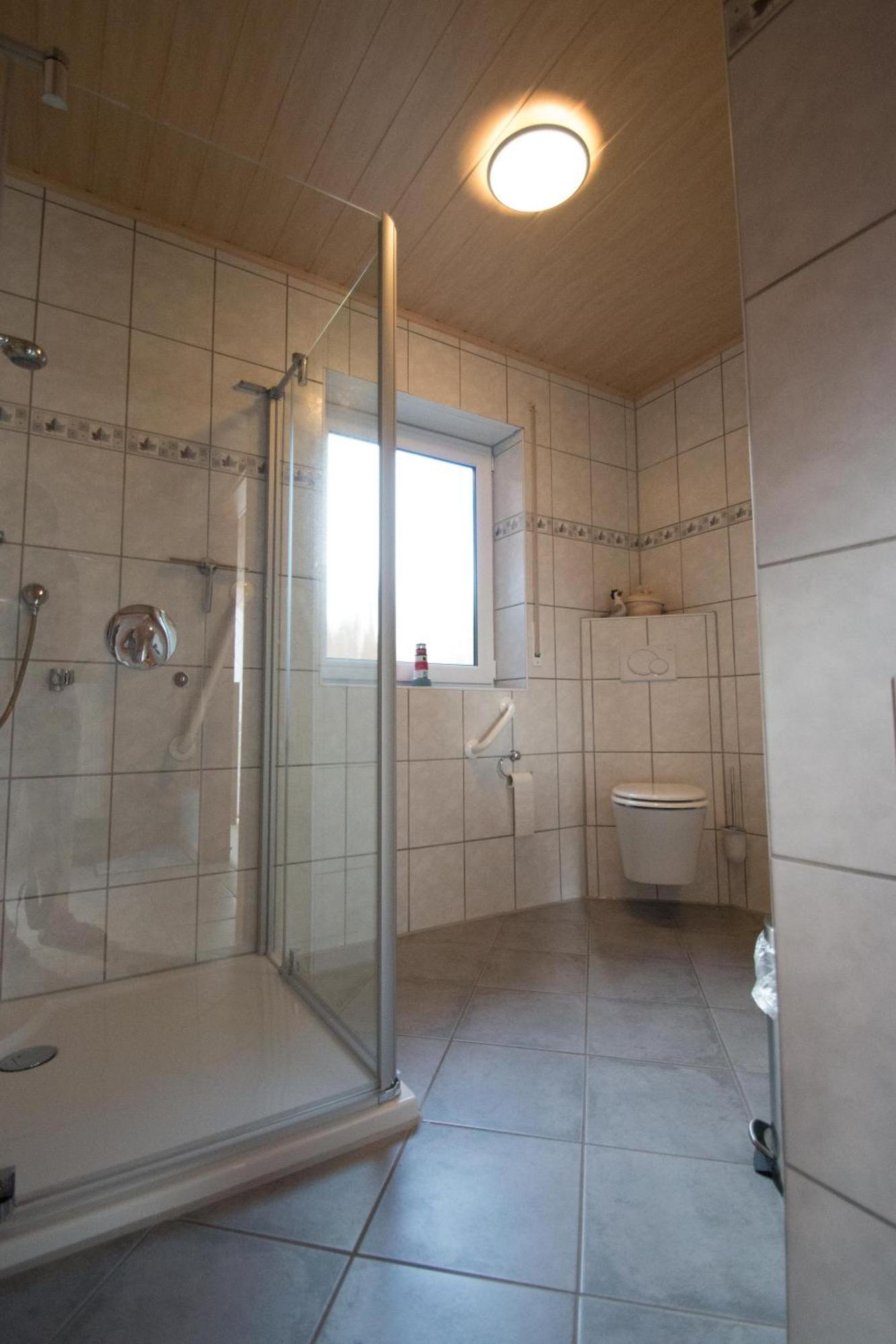 Ferienwohnung Helbig Allendorf an der Lumda Buitenkant foto